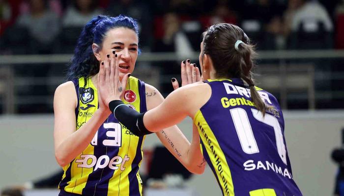 F.Bahçe Opet normal sezonu lider tamamladı!Fenerbahçe