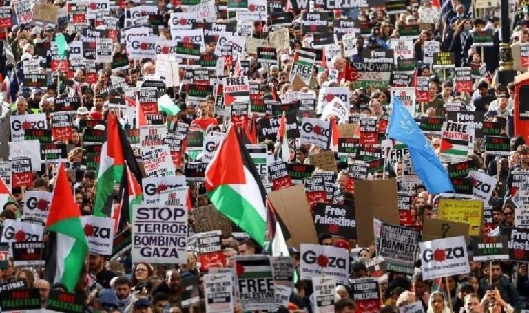 İngiltere'de yüz binlerce kişi Gazze'de ateşkes için 11. kez yürüdü – Son Dakika Dünya Haberleri