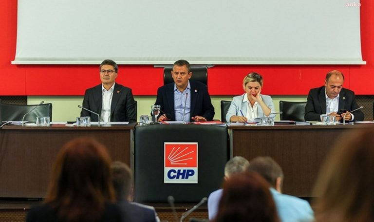 CHP Parti Meclisi, Başkan Özgür Özel başkanlığında toplandı – Son dakika siyasi haberler