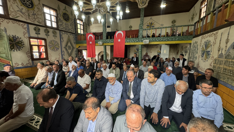 125 yıllık cami yeniden ibadete açıldı