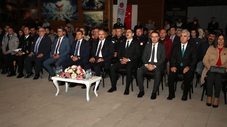 Çanakkale’de kültürel mirasın afetlerden korunması konulu panel düzenlendi