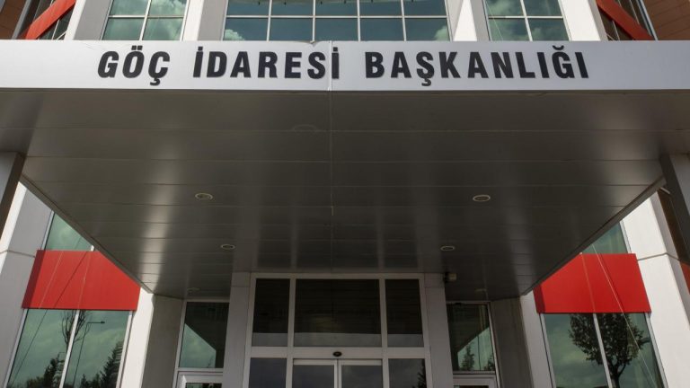 Göç İdaresi Müdürlüğü 30 deneyimli asistanı işe alacak