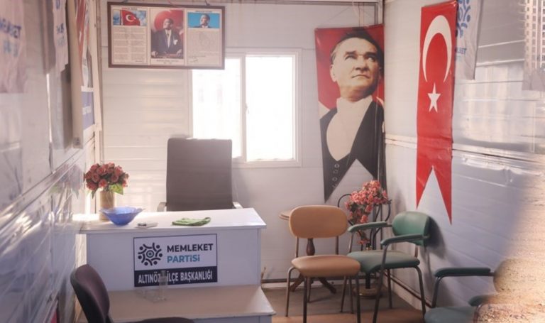 Zaten çalınmıştı: Bu sefer de Anavatan Partisi Hatay İl Müdürlüğü’nün “konteyneri” soyuldu – Son Dakika Türkiye Haberleri