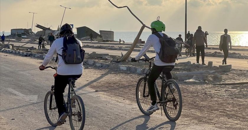 İsrail’in sporcunun saldırılarına yapılan saldırılarını öldüren sporcu bir bisikletle yok edildi.