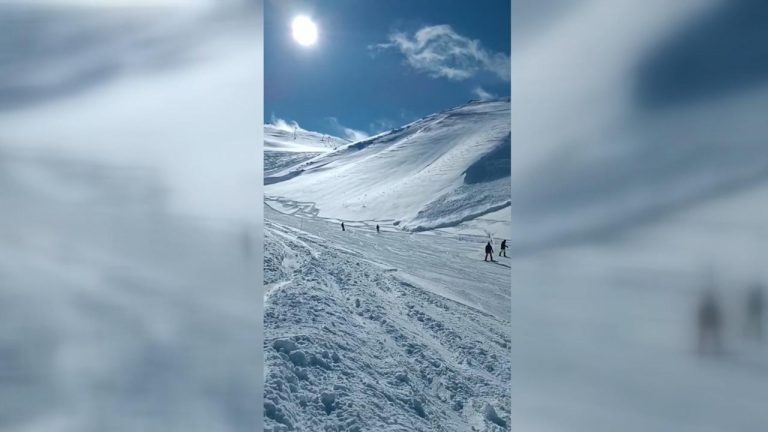 Çığ Palanken kayakçılarının kapalı bölgesine düştü