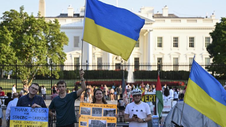 ABD, Ukraynalılara kazara sınır dışı edilme mesajı gönderdi