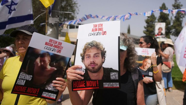 Video. İsrail’de rehine aileleri anlaşma için hükümete çağrıda bulundu