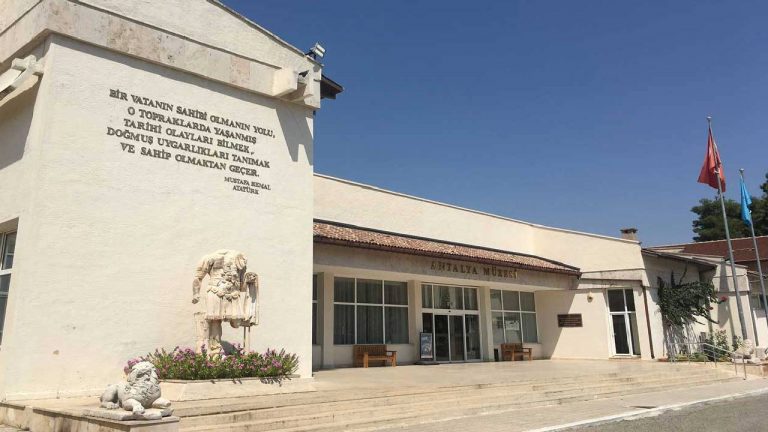 CHP’li Öztunç, Antalya Arkeoloji Müzesi’nin yıkılmasını Meclis’e taşıdı! – Son Dakika Türkiye Haberleri