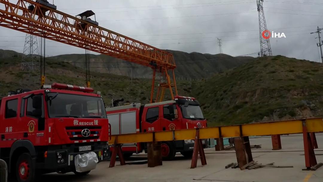 Çin'de köprü felaketi! 12 kişi hayatını kaybetti, 4 kişi kayboldu 4