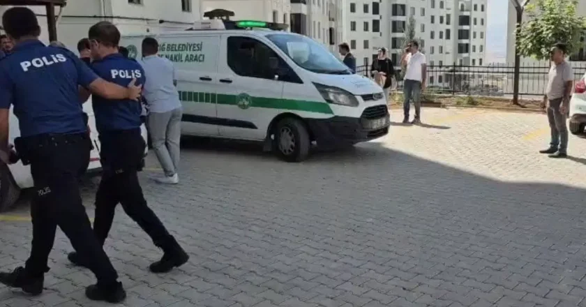 Başkomiser, evde eşiyle yakaladığı jandarmayı öldürmüştü: Eşinin ifadesi ortaya çıktı – Son Dakika Türkiye Haberleri