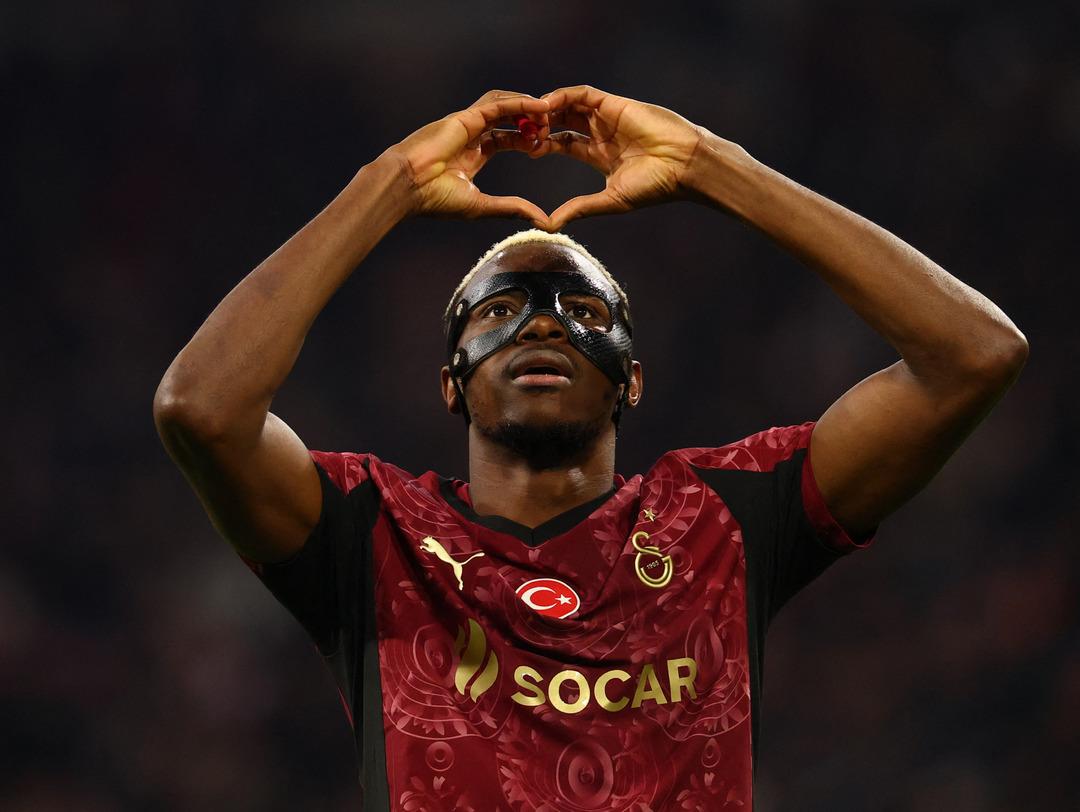 Galatasaray'ın yıldızı Victor Osimhen için UEFA'dan büyük utanç! Tarihi performansı yeterli değildi... 2